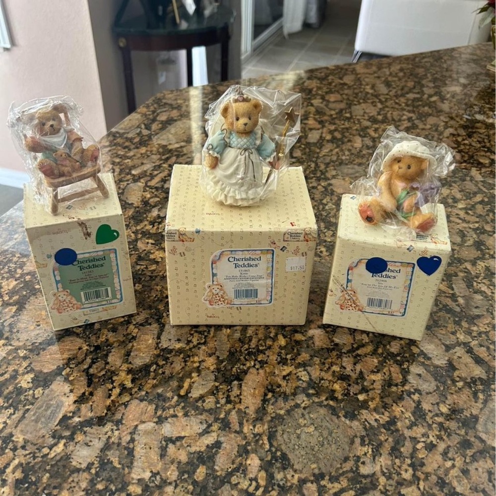 Cherished Teddies